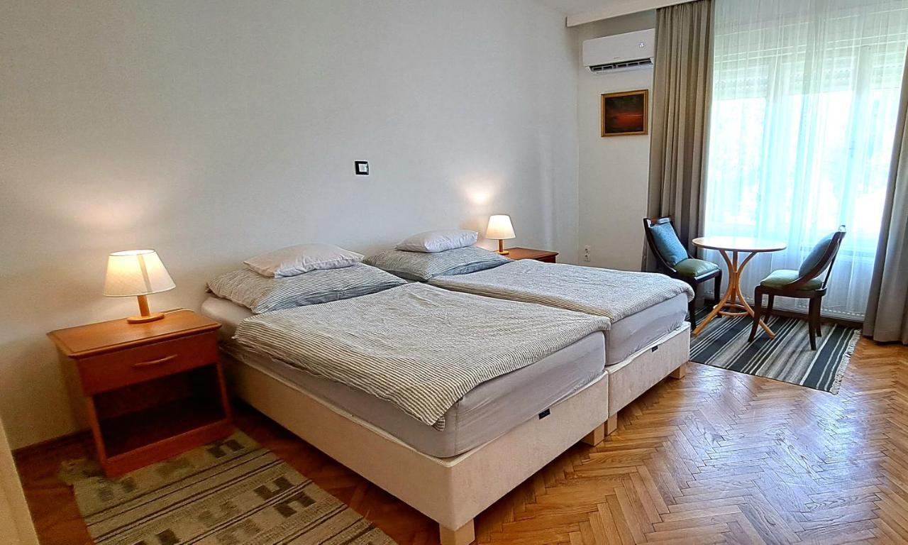 Forestine Guesthouse ヘーヴィーズ エクステリア 写真